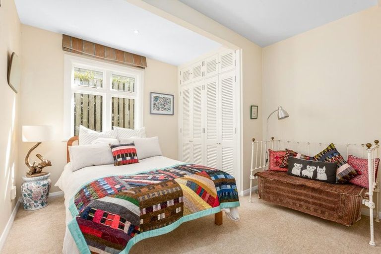 Photo of property in 9 Putnam Street, Northland, Wellington, 6012