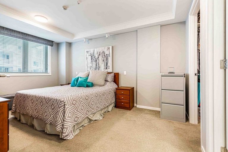 Photo of property in 107 Panorama Heights, Orewa, 0931