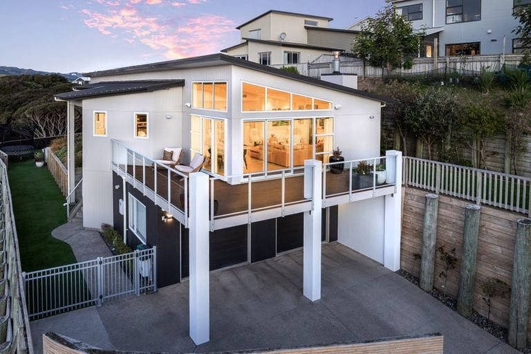 Photo of property in 61 Saint Ives Drive, Camborne, Porirua, 5026