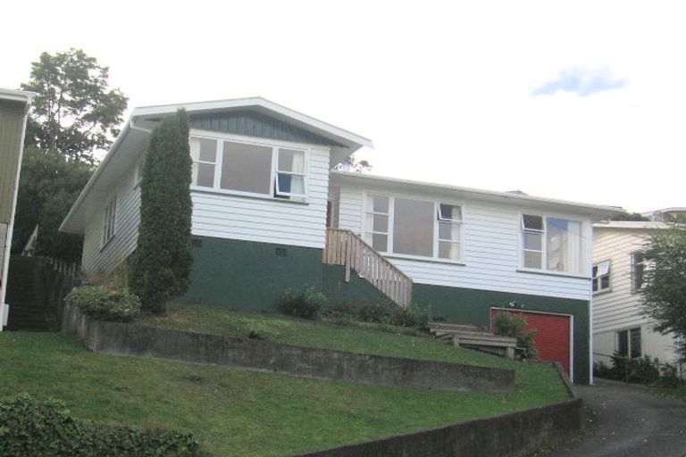 Photo of property in 25 Tilbury Street, Fairfield, Lower Hutt, 5011