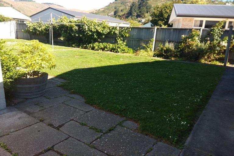 Photo of property in 3 Landsdowne Terrace, Cashmere, Christchurch, 8022