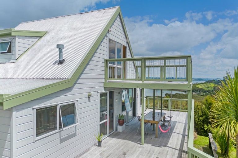 Photo of property in 16 Lichen Grove, Russell, 0272