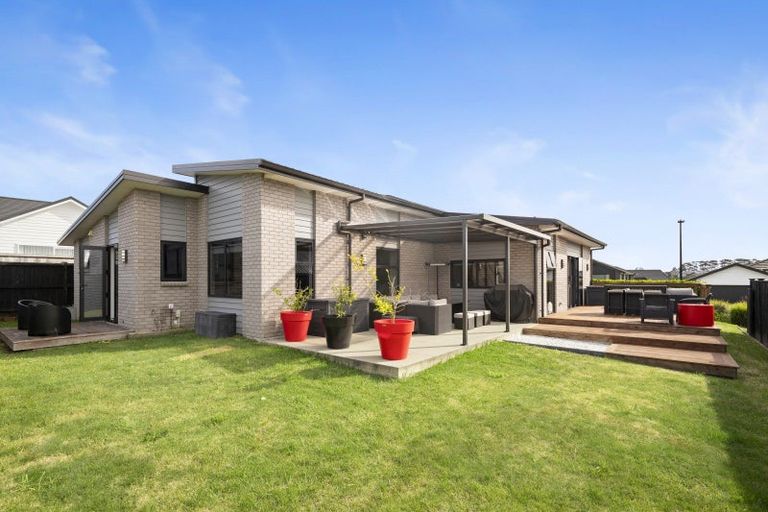 Photo of property in 8 Stanton House Road, Paerata, 2124