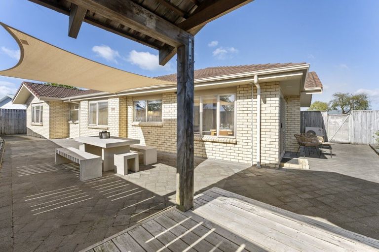 Photo of property in 15 Emery Place, Papamoa Beach, Papamoa, 3118