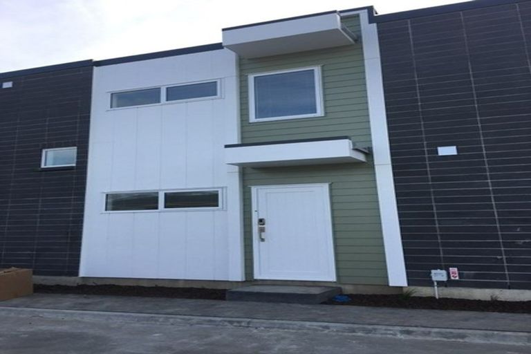 Photo of property in 4/10 Burrows Place, Frankton, Hamilton, 3204