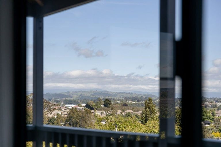 Photo of property in 10 Kaimai View Drive, Ohauiti, Tauranga, 3112