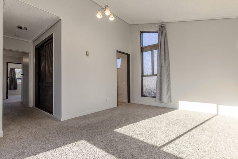 Photo of property in 17a Gaisford Terrace, Waipukurau, 4200