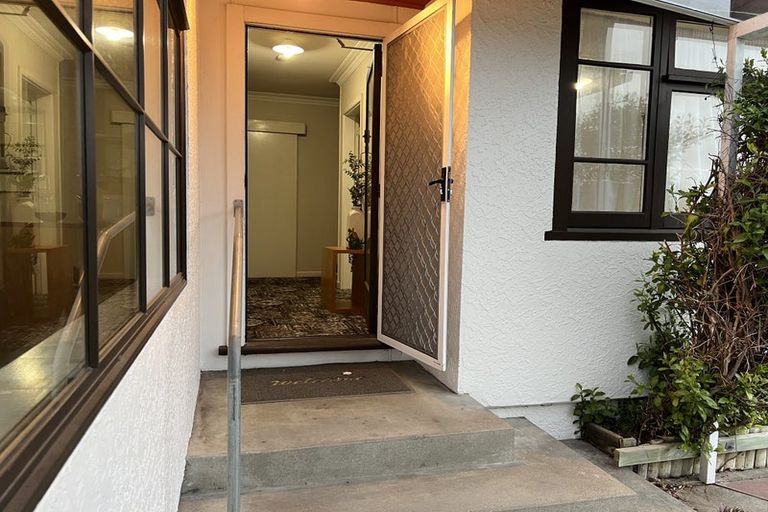 Photo of property in 16 Bradshaw Terrace, Riccarton, Christchurch, 8011