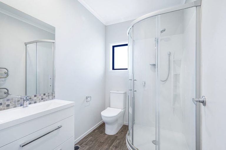 Photo of property in 2/20 Hunter Street, Hamilton Lake, Hamilton, 3204