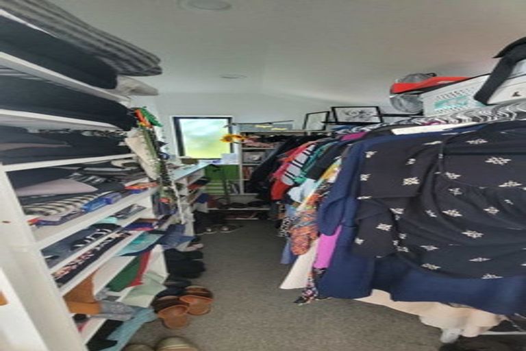 Photo of property in 287 Karaka Bay Road, Karaka Bays, Wellington, 6022