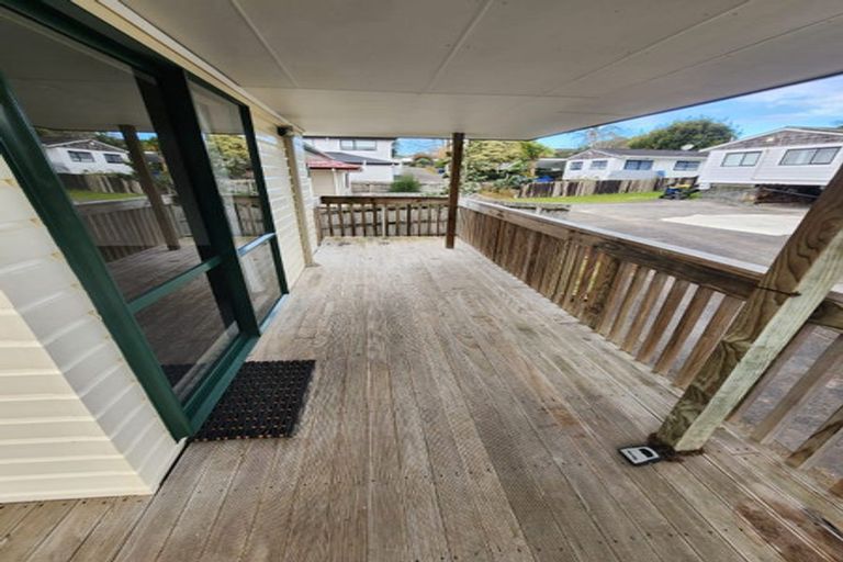 Photo of property in 53 Woodglen Road, Glen Eden, Auckland, 0602