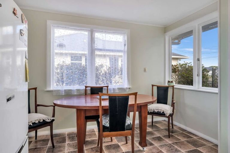 Photo of property in 129 Puriri Street, Castlecliff, Whanganui, 4501