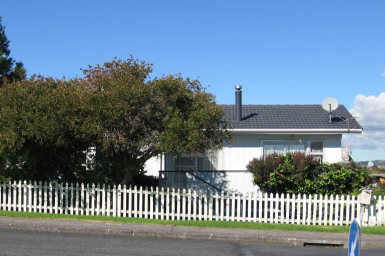 Photo of property in 15 Gills Road, Bucklands Beach, Auckland, 2014