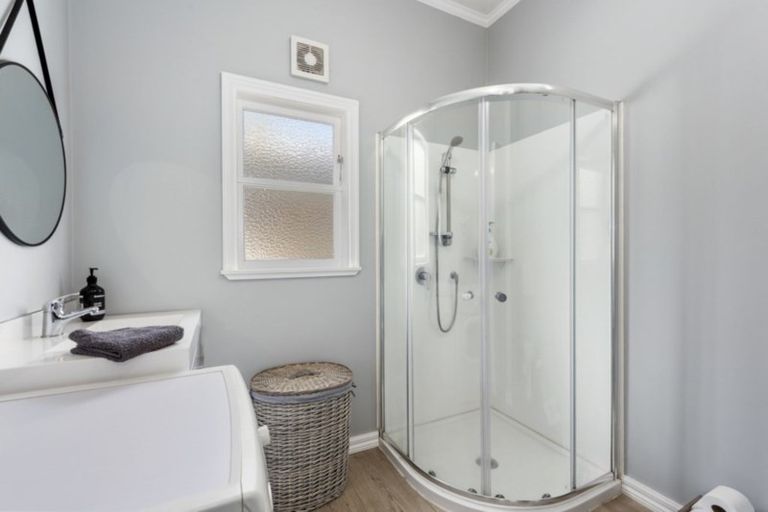 Photo of property in 6 Tawai Street, Trentham, Upper Hutt, 5018