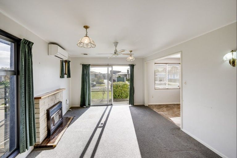 Photo of property in 5 Elliott Street, Taradale, Napier, 4112