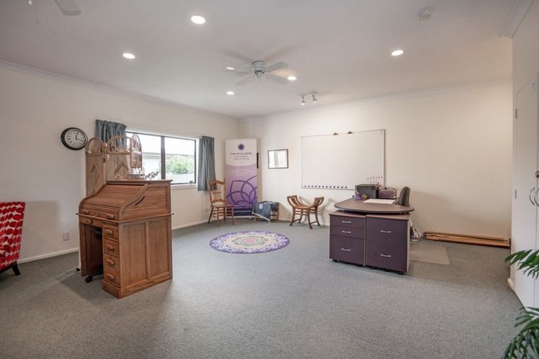 Photo of property in 1028 Saint Aubyn Street West, Frimley, Hastings, 4120