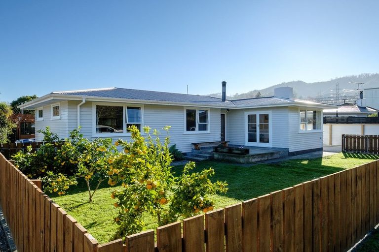 Photo of property in 38 Massey Road, Mangapapa, Gisborne, 4010