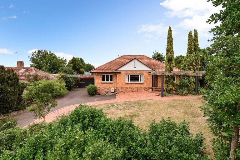 Photo of property in 16 Mansel Avenue, Hillcrest, Hamilton, 3216