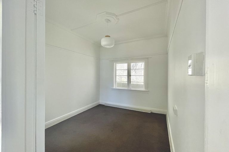 Photo of property in 3/136 Evans Bay Parade, Roseneath, Wellington, 6021