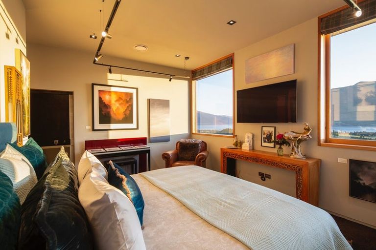 Photo of property in 27 Edinburgh Drive, Queenstown, 9300