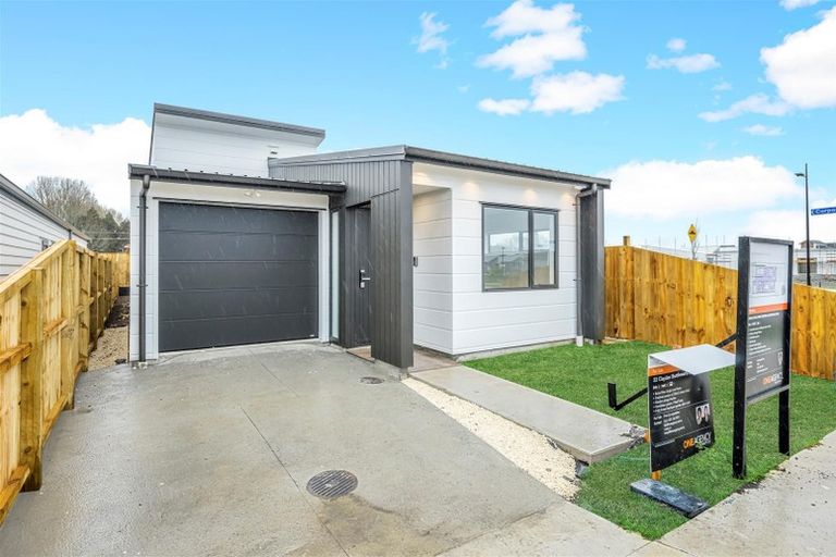 Photo of property in 22 Clayden Shuttleworth Street, Papakura, 2110
