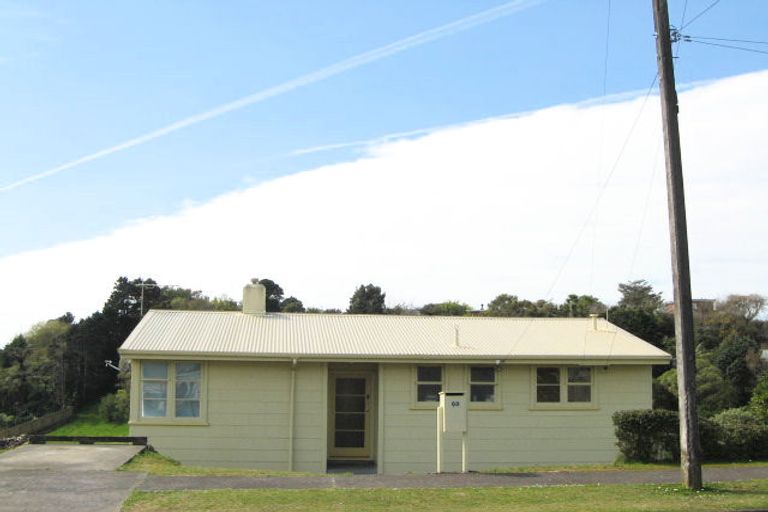 Photo of property in 68 Banks Street, Marfell, New Plymouth, 4310
