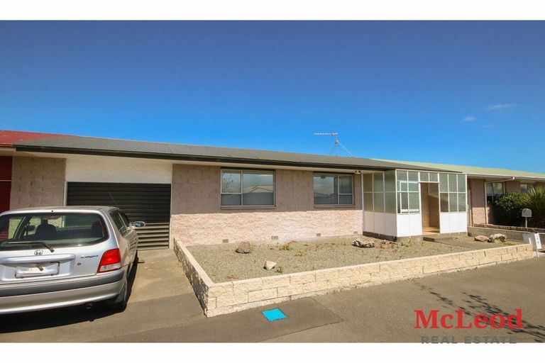 Photo of property in 2/66 William Street, Ashburton, 7700