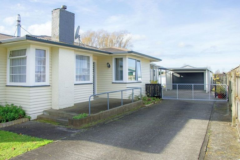 Photo of property in 76 Raglan Street, Lansdowne, Masterton, 5810