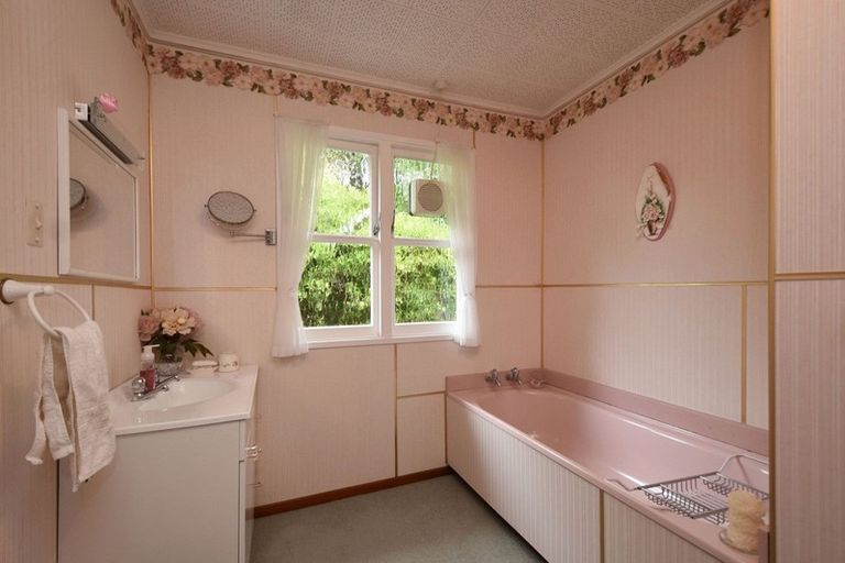 Photo of property in 13 Marama Avenue North, Otatara, Invercargill, 9879