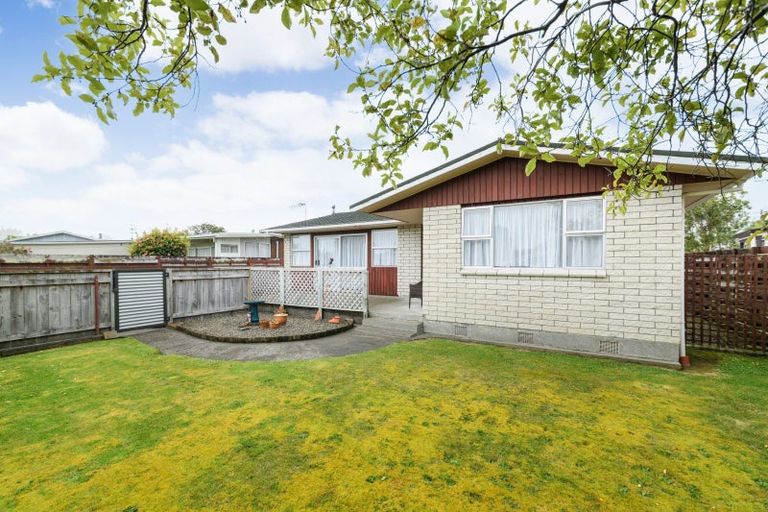 Photo of property in 9 Kimberley Grove, Westbrook, Palmerston North, 4412