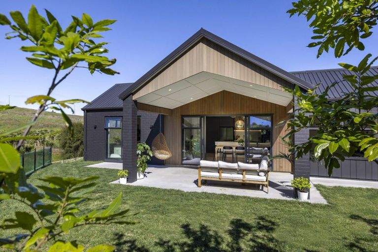 Photo of property in 3 Waipatukahu Lane, Raglan, 3225