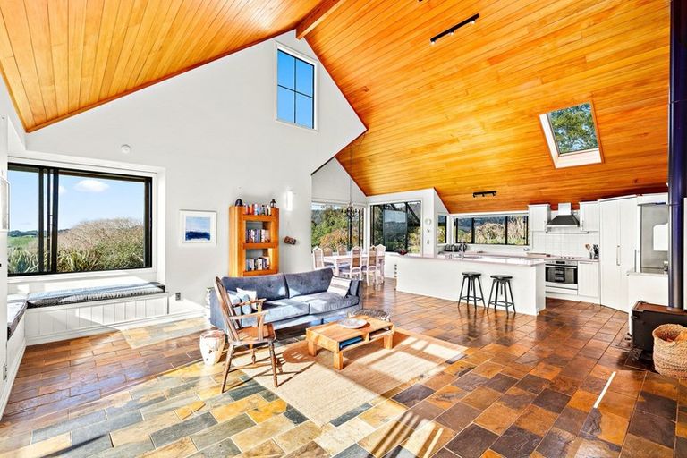 Photo of property in 402 Old Kaipara Road, Kaipara Flats, Warkworth, 0981