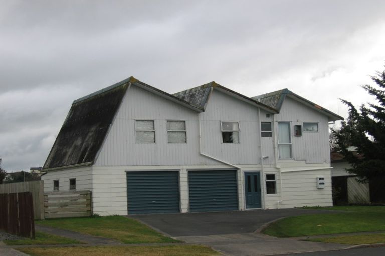 Photo of property in 16 Shelley Jane Place, Dinsdale, Hamilton, 3204