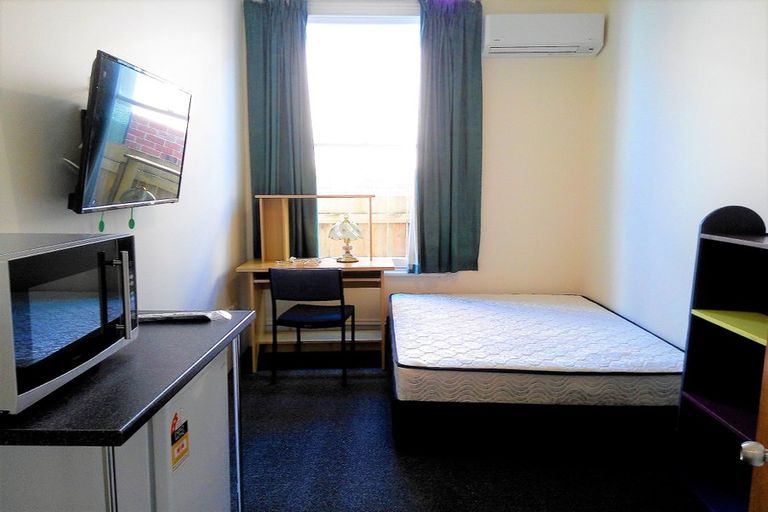 Photo of property in 175 Queen Street, North Dunedin, Dunedin, 9016