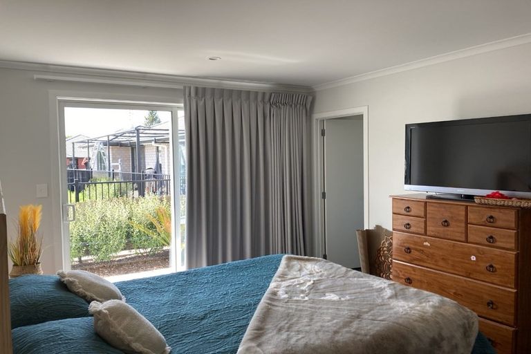 Photo of property in 6 Tangata Way, Omokoroa, 3114