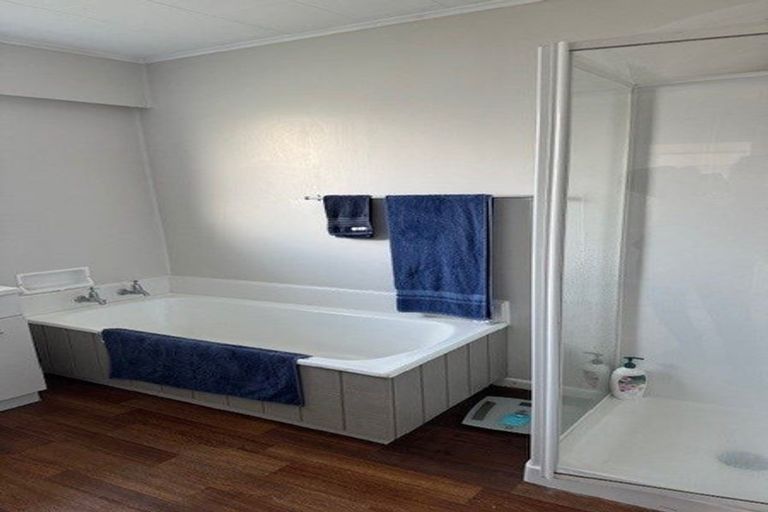 Photo of property in 54b Kapiti Road, Paraparaumu, 5032