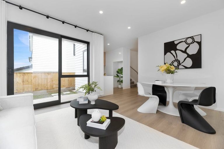 Photo of property in 86d Harrington Road, Henderson, Auckland, 0610