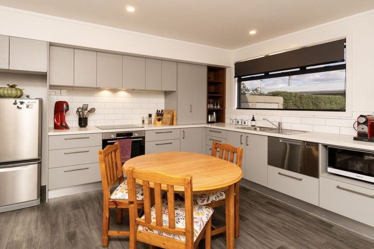 Photo of property in 35b Station Street, Alexandra, 9320