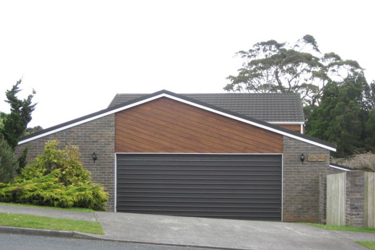 Photo of property in 12 Redwood Crescent, Westown, New Plymouth, 4310