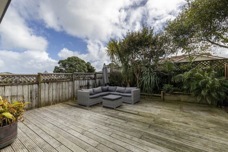 Photo of property in 26 Birdwood Avenue, Moturoa, New Plymouth, 4310