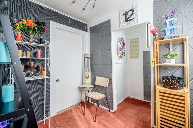 Photo of property in 16 Irving Street, Gore, 9710