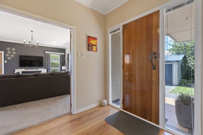 Photo of property in 124 Carrington Street, Lower Vogeltown, New Plymouth, 4310