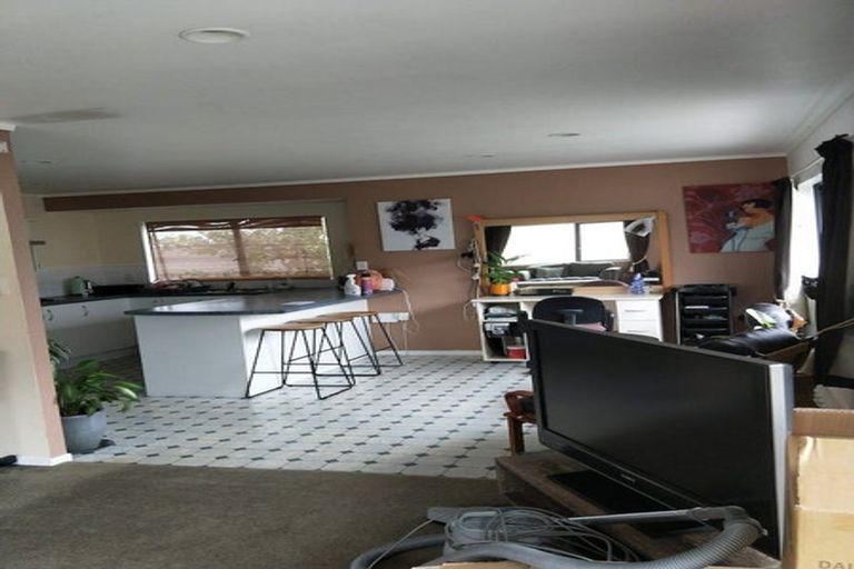 Photo of property in 64a Ridge Road, Howick, Auckland, 2014