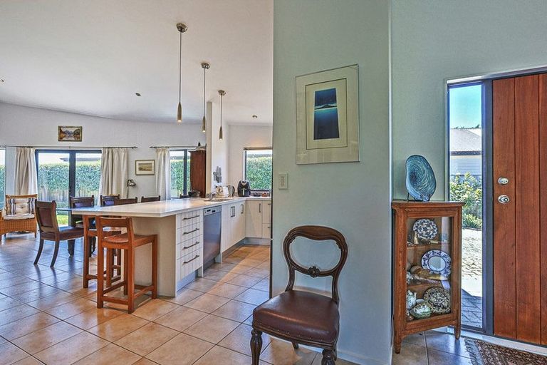 Photo of property in 4 Kentia Place, Havelock North, 4130