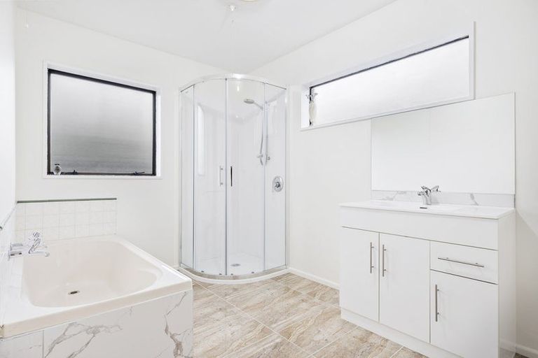 Photo of property in 4 Bridge Street, Southbridge, 7602