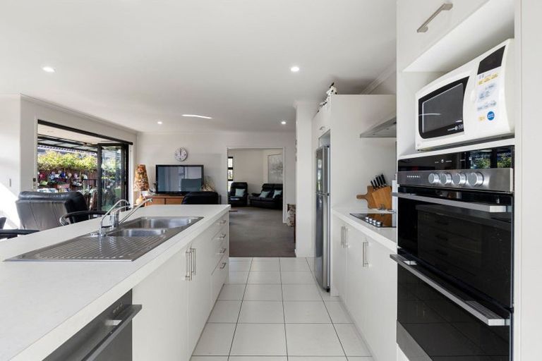 Photo of property in 13 Edgeview Crescent, Fitzroy, Hamilton, 3206