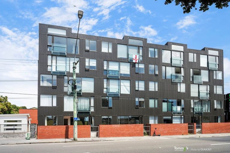 Photo of property in Nouvo Apartments, 1d/21 Rugby Street, Mount Cook, Wellington, 6021