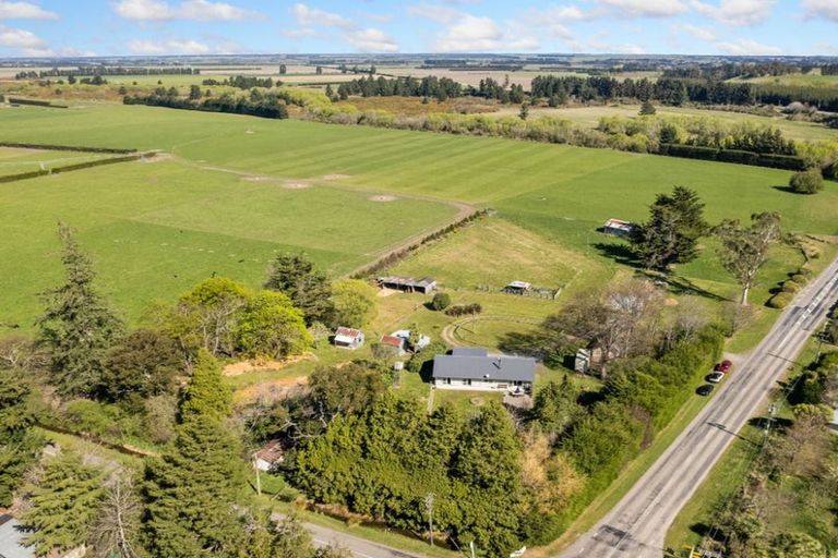 Photo of property in 36 Bridge Street, Coalgate, 7673