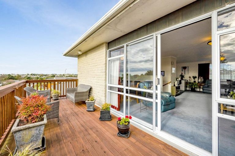 Photo of property in 17 Smeaton Road, Bell Block, New Plymouth, 4312