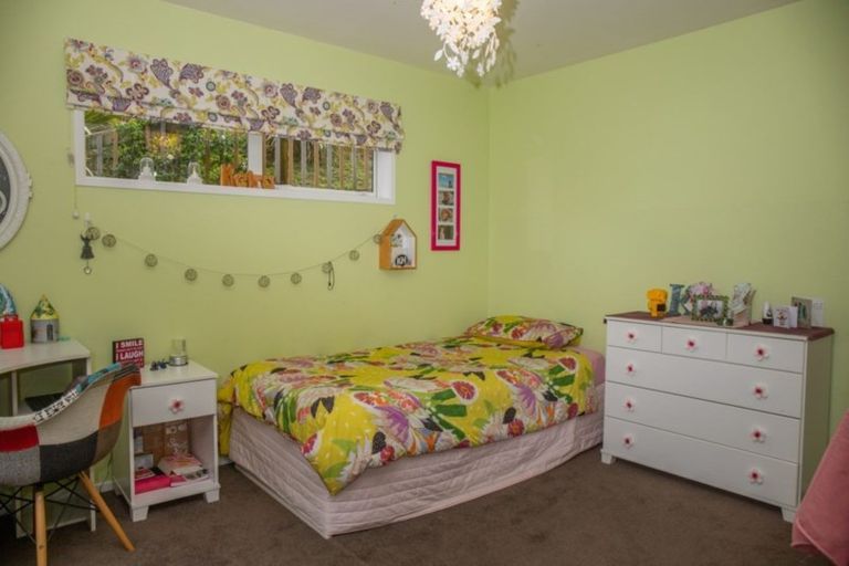 Photo of property in 25 Papaka Road, Ngunguru, Whangarei, 0173